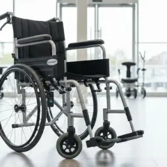 Ile kosztuje wózek inwalidzki? Ceny, dofinansowania i wybór idealnego