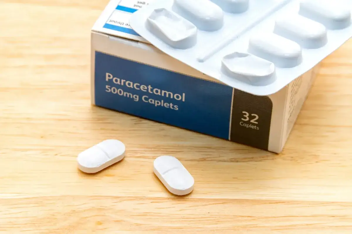 leki przeciwbólowe i przeciwgorączkowe, paracetamol ibuprofen różnice